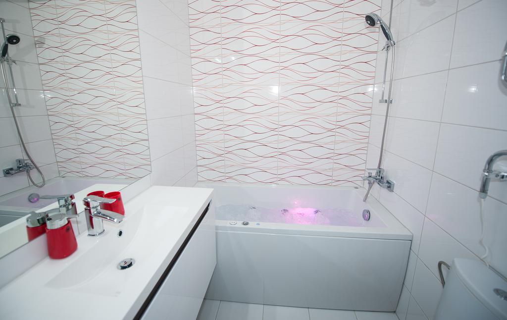 Honeymoon Ruterra Studio Prague Phòng bức ảnh
